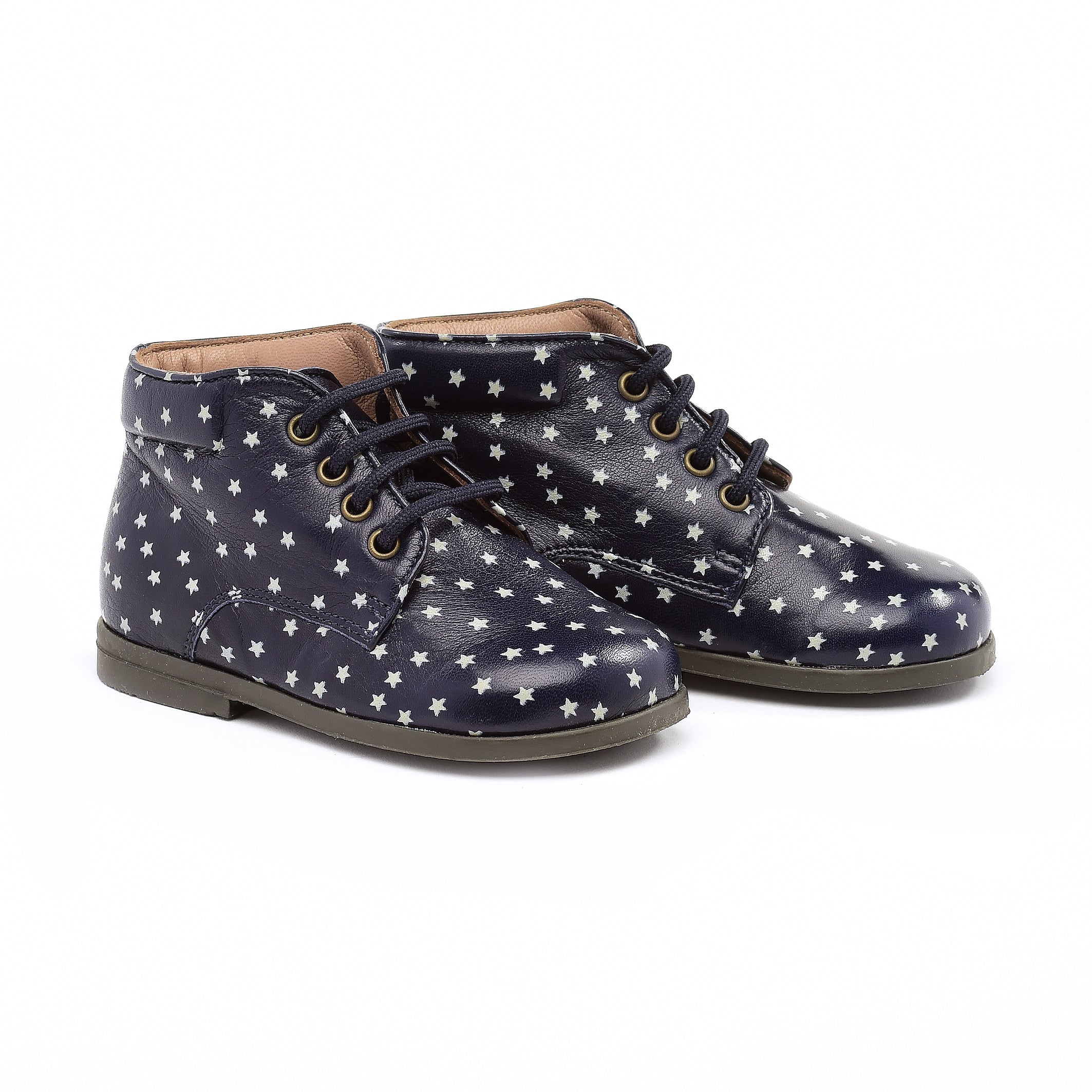 First Step Shoes | PèPè Children Shoes – Support for Early