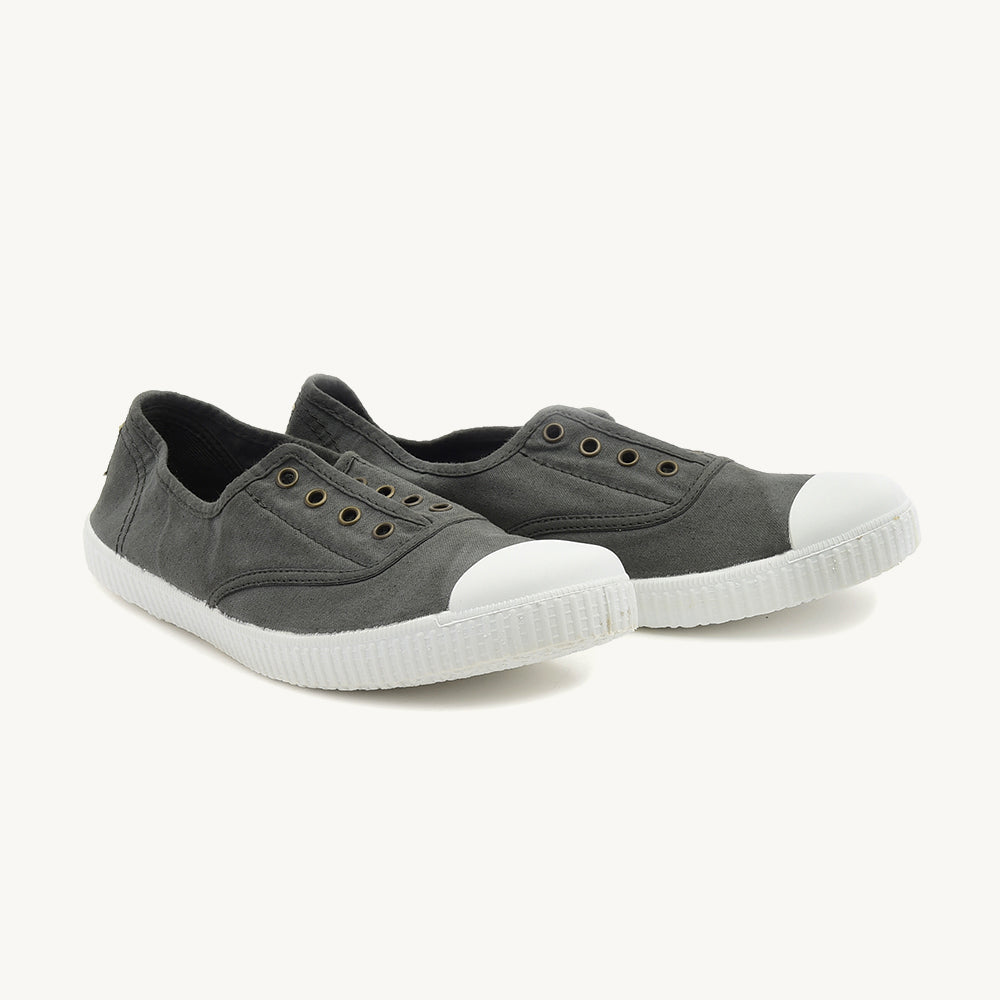 Victoria Charcoal