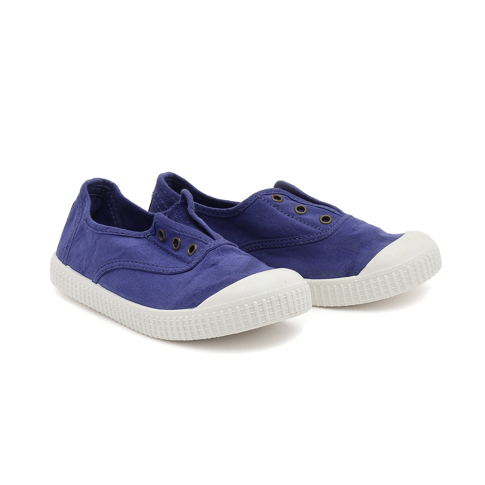 Victoria Blue