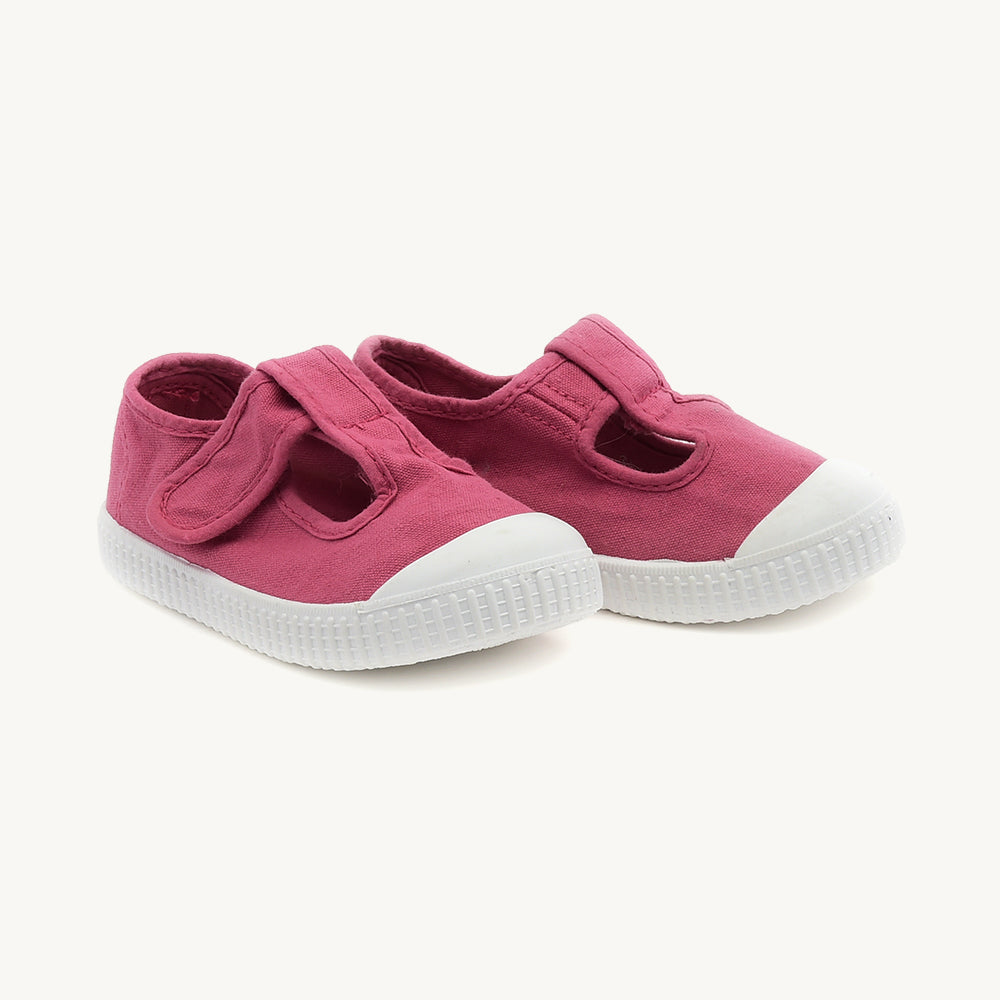 Victoria Salome Pink